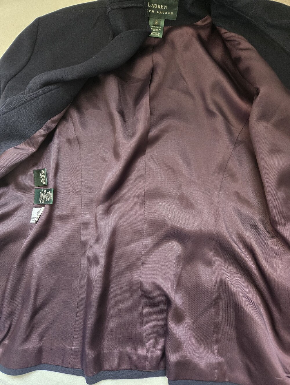 Ralph Lauren Navy 100% Worsted Wool Ruffle Front Blazer. Size 6 - Picture 12 of 13